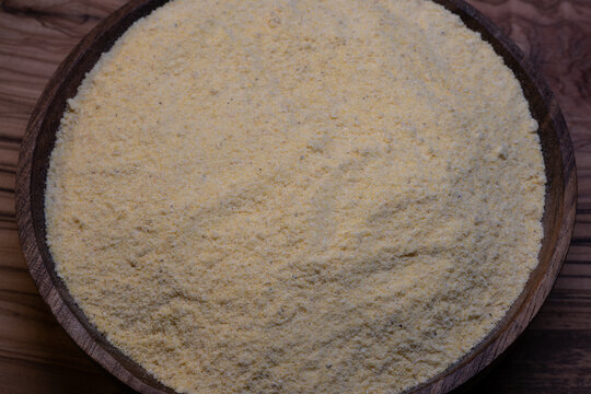 Cornmeal for polenta: an ancient and iconic dish of the Italian culinary tradition,