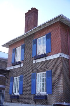 house in quebec in canada