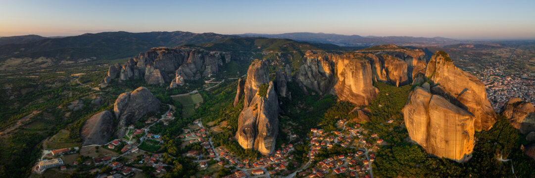 Meteora Rock Formations Golden Hour Kalambaka Greece