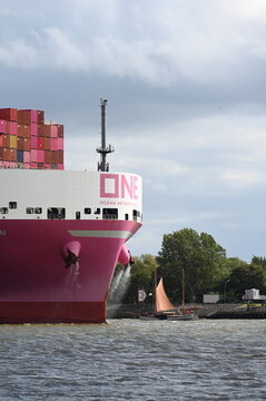 Hamburg, Germany - August 23, 2026: Containerschiff der singapurischen Containerreederei Ocean Network Express Pte. Ltd. (ONE) f&auml;hrt auf der Elbe.