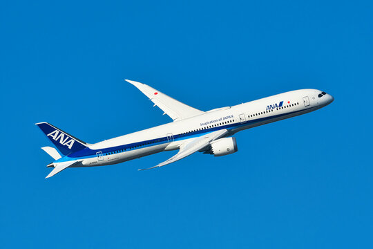 All Nippon Airways Boeing 787-10 Dreamliner (JA985A) passenger plane taking off from Haneda Airport
