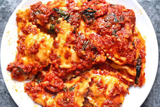 plate of italian ravioli pasta