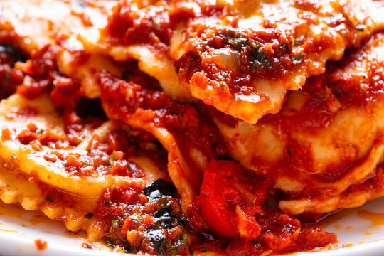 plate of italian ravioli pasta