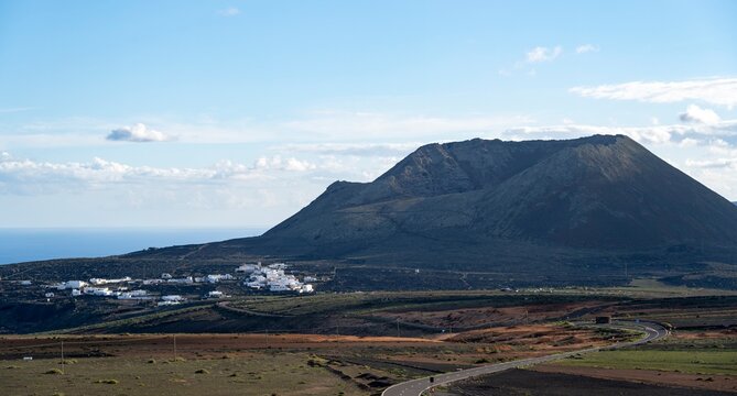 La Corona volcano, Lanzarote, Canary Islands, Spain