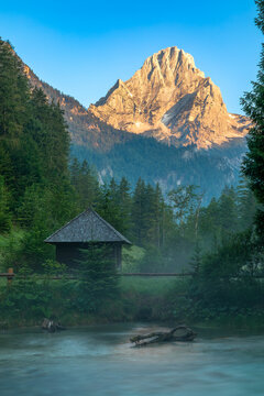 Alpengl&uuml;hen am Schiederweiher bei Hinterstoder, &Ouml;sterreich