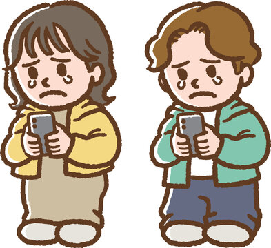 スマホ画面を見て泣く女性と男性