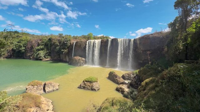 Vietnam waterfalls north Bao Dao