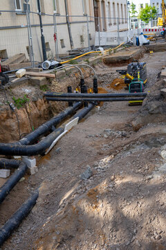 Renovation and re-laying of the gas pipeline in the city	vertikal