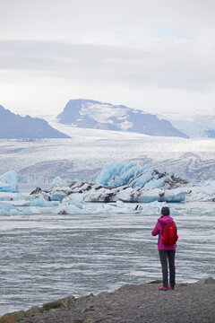 Icebergs at Jokulsarlon Glacier Lagoon at the foot of Vatnaj&ouml;kull Glacier, Iceland