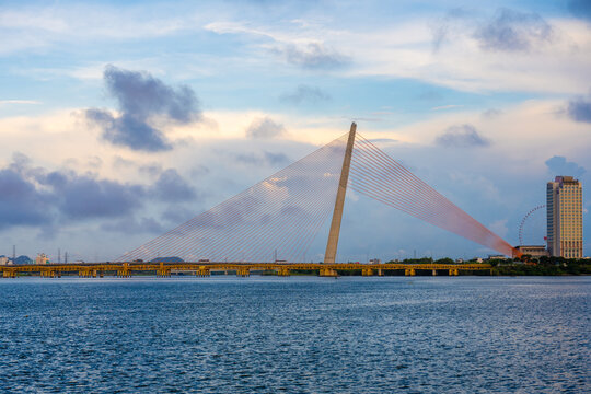 Tran Thi Ly Bridge in Da Nang