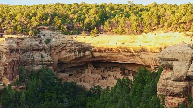 Scenic sunset view of Cliff Palace from Sun Point