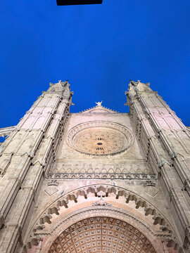 Palma cathedral facade under clear blue sky