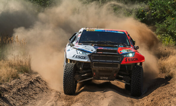 Red-Lined Revo+ RALLY RAID SUPERCAR