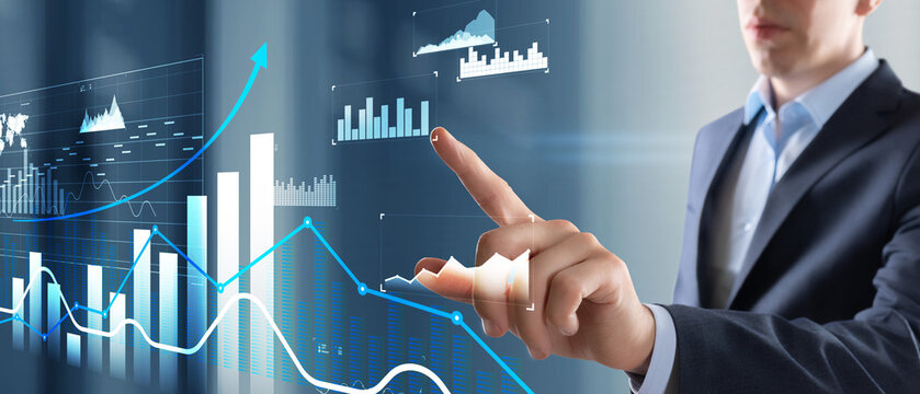 Financial Trading System for Market Analysis and Investment Strategy Using Interactive Charts