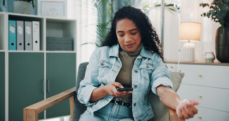 Plakat Healthcare, IV drip and phone with woman in office for antioxidants, minerals or wellness benefits. App, scrolling and social media with business person in workplace for mobile infusion of zinc