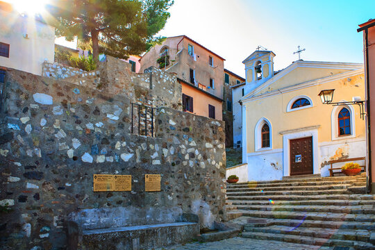 Rio nell Elba town