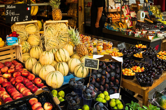 Fresh colorful fruit in a market in the Le Marais area of Paris