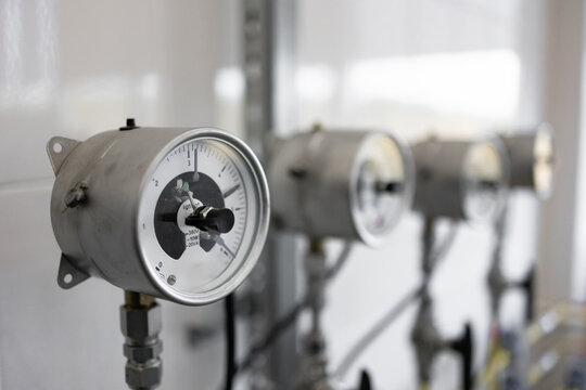 Industrial Pressure Gauge in Process Control System
