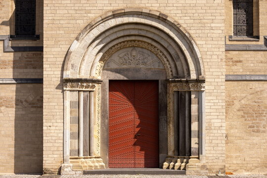Archivivoltbogen 