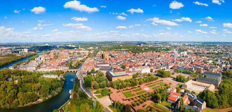 Aerial view Esplanade Garden and old town in Metz, France