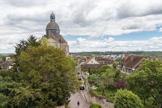 Provins