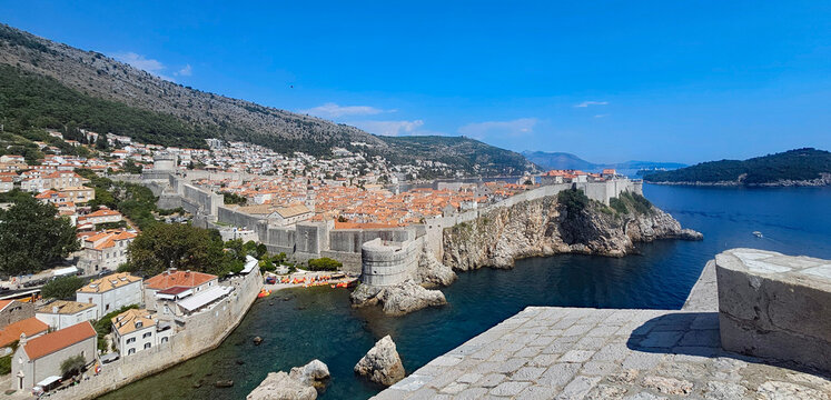 Wonderful photos of Dubrovnik, Croatia, featuring the sea, the castle, and the &ldquo;Game of Thrones&rdquo; filming location, all captured in absolutely beautiful weather.