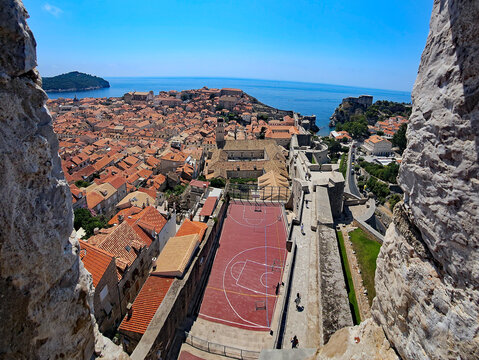 Wonderful photos of Dubrovnik, Croatia, featuring the sea, the castle, and the &ldquo;Game of Thrones&rdquo; filming location, all captured in absolutely beautiful weather.