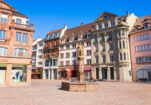 Fontaine Hallebardier on Reunion Square in Mulhouse city, France