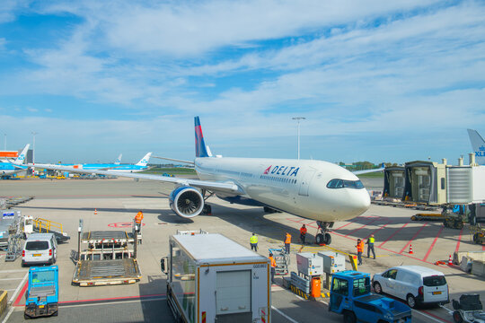 Delta Air Lines Airbus 330-900 Neo N418DX at Amsterdam Airport Schiphol (AMS), Haarlemmermeer, North Holland, Netherlands. 