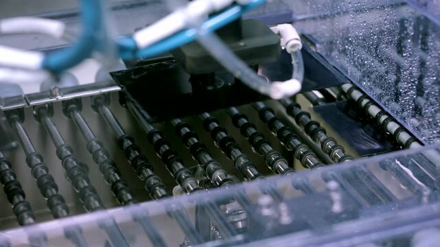 Mobile Phone Touch Monitor Production Line.
Manufacturing production line of touch panel monitor screen for mobile phone.
