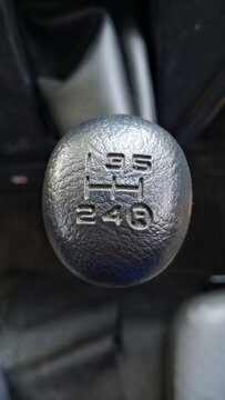 Close-up 5-Speed Manual Gear Shift Lever
