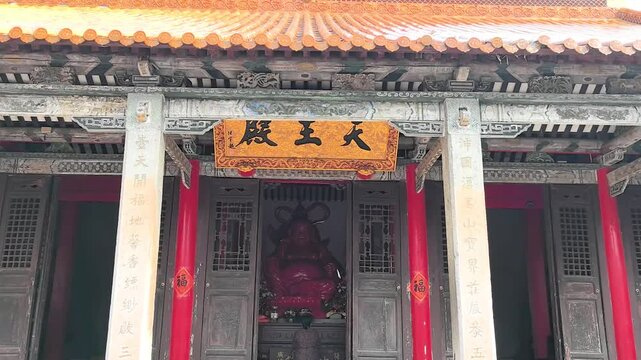 The Heavenly King Hall of Xian Tong Temple, also known as Xiangshan Temple, was first built in the Western Jin Dynasty. It is located in Huai'an City, Anhui Province, China.