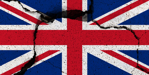 Fototapeta premium Cracked United Kingdom Flag Symbolizing Political Division and the Breakup of the UK