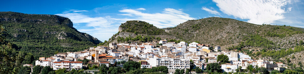 Fototapeta premium Fotografia panorámica de Millares, Comunidad Valenciana.