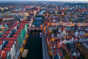 panorama miasta -Stare Miasto. Pomorskie © WojciechWojcik