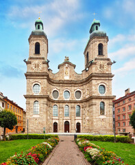 Fototapeta premium Cathedral of St. James (Dom zu St. Jakob), 18th-century Baroque cathedral in Innsbruck, Tyrol, Austria