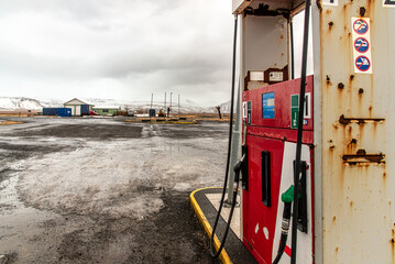 Old rusty gas pump at an isolated service station, Iceland © Andrea Tabaro