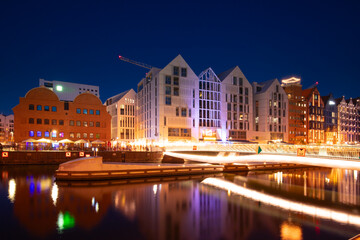 Night view of the Motława River in Gdańsk, Poland – travel background or wallpaper © anettastar