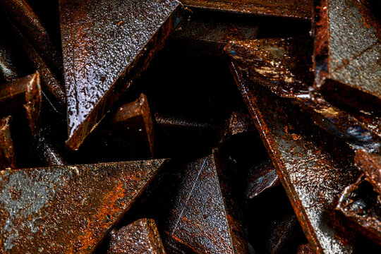 Scrap Pieces of Thick Steel Plate for Metallurgical Processing