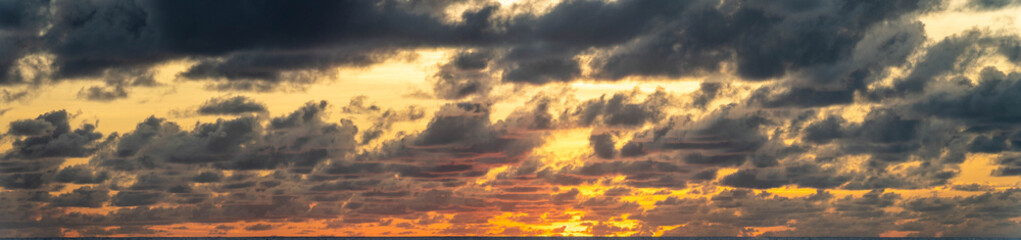 Fototapeta premium Panorama of sunset over the South Atlantic Ocean