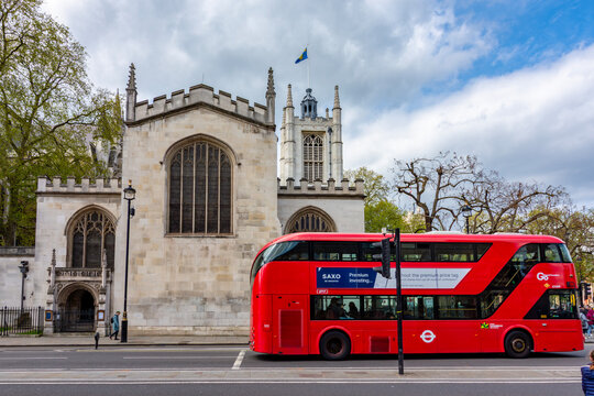Double-decker bus at St. Margaret's church on Parliament square, London, UK