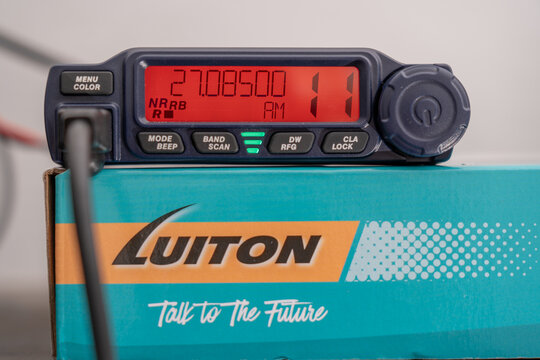 Luiton brand CB radio tuned to channel 11 in AM, general calling channel