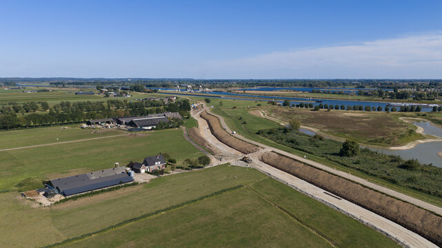 Aerial view of Sterke Lekdijk Reinforcement Between Amerongen and Wijk bij Duurstede