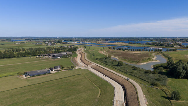 Aerial view of Sterke Lekdijk Reinforcement Between Amerongen and Wijk bij Duurstede