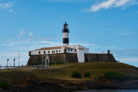 The Barra Lighthouse or Santo Ant&ocirc;nio Fort is an iconic tourist attraction in Salvador, Bahia. It offers stunning views of the Atlantic and an unforgettable sunset.	
