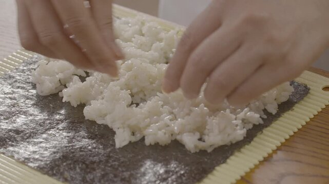김밥 케이푸드 K푸드 김 밥 김발 김밥발 김밥만들기 한국음식 한식 분식 간식 도시락 소풍 야풍 식재료 요리 조리 가정식 식사 한끼 간편식 쌀 참기름