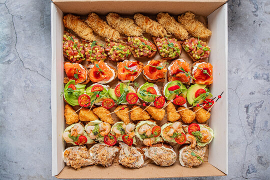 Colorful arrangement of delicious appetizers showcases culinary creativity and vibrant flavors