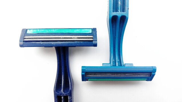 Top View of Disposable Safety Shavers with Lubricating Strips
