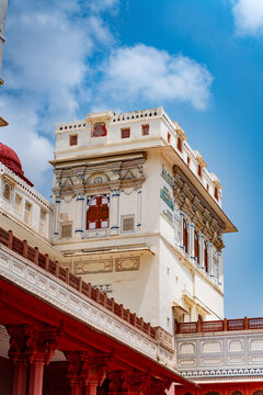 templos,palacios y edificios importantes de la india