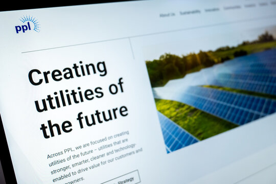 Mexico city, mexico, 11 29 2025: ppl website displaying future utilities and solar power technology